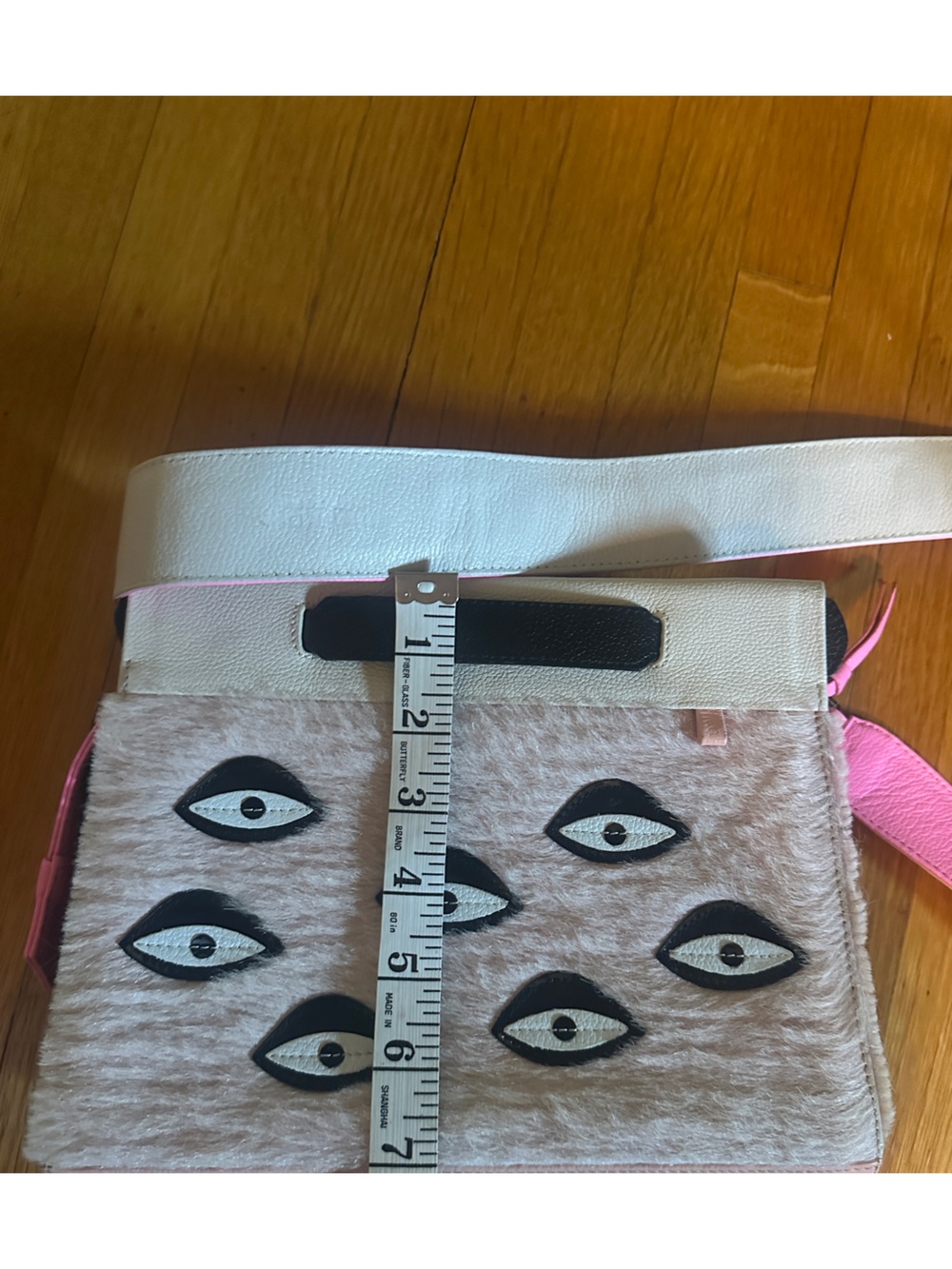 Min & Mon Vali Pink Eyes Appliqué with Adjustable Handle and Exclusive Strap - Picture 8 of 11